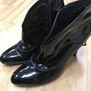 Patent PU Leather Ankle Bootie Black, side zipper